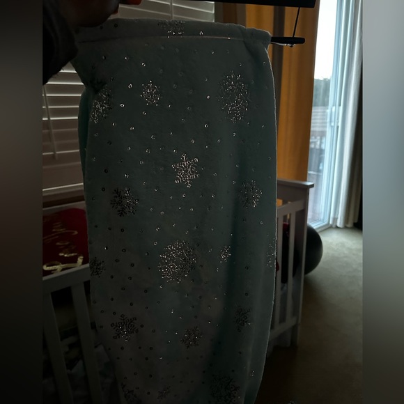 Adirondack By Berkshire Blanket Holiday Throw size 50x70 - Picture 2 of 3